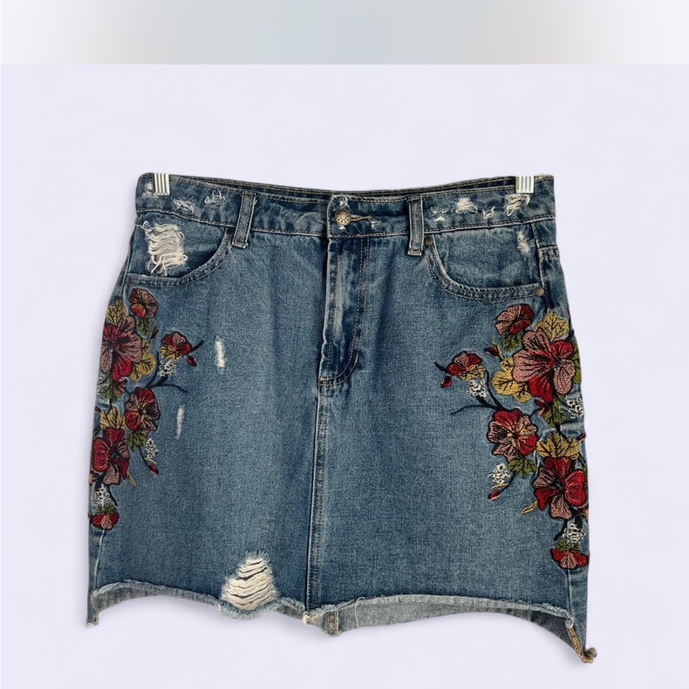 Free Heart Floral Embroidered Denim Skirt